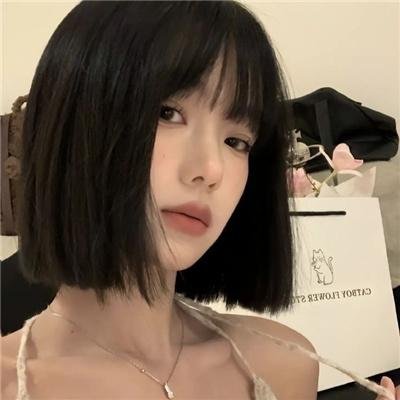 关于她的二三事